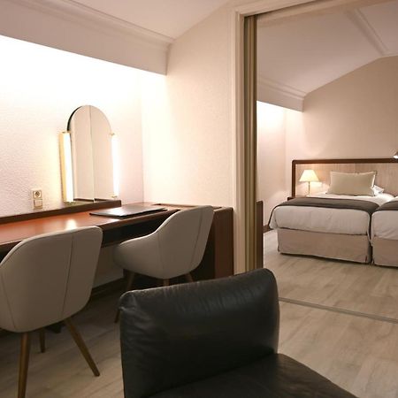 Hotel Le Rempart Tournus Eksteriør billede