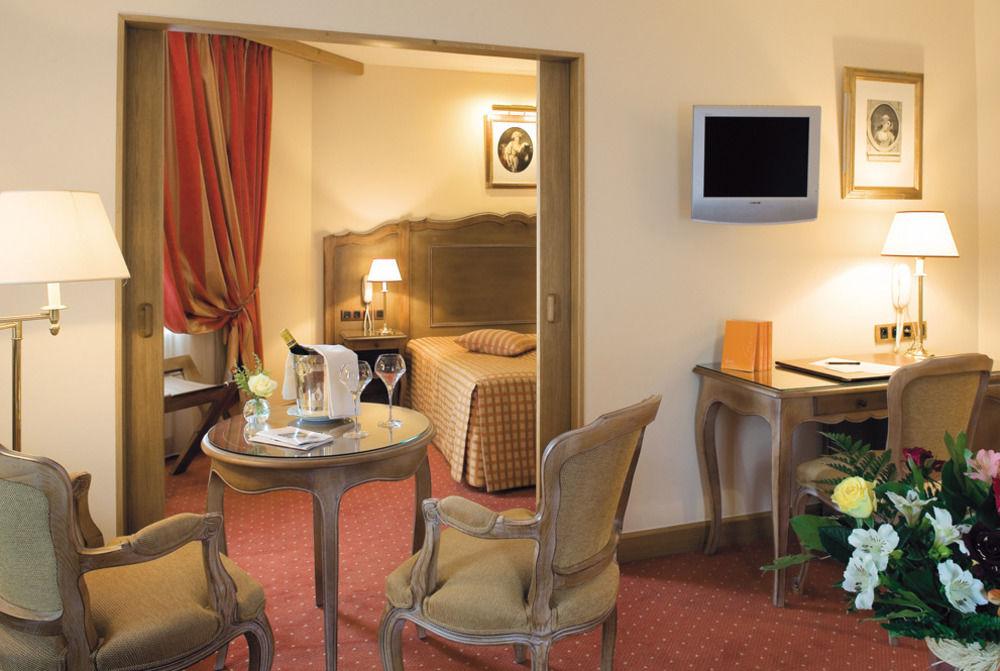 Hotel Le Rempart Tournus Eksteriør billede